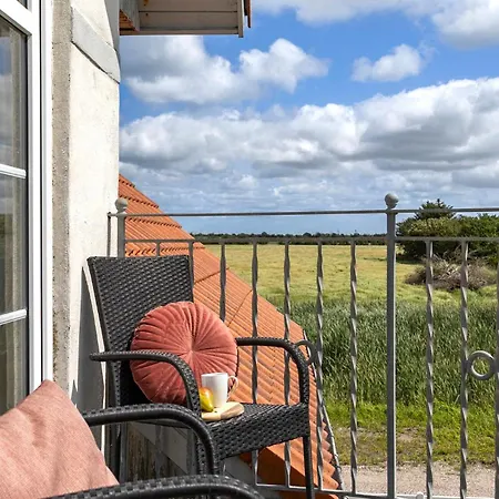 Stunning In With Wifi Ribe