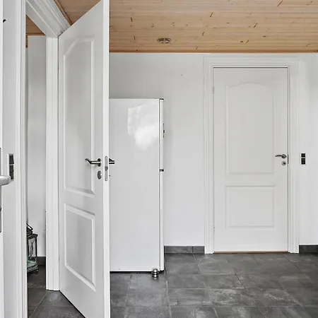 Nyaraló Stunning In With Wifi Ribe