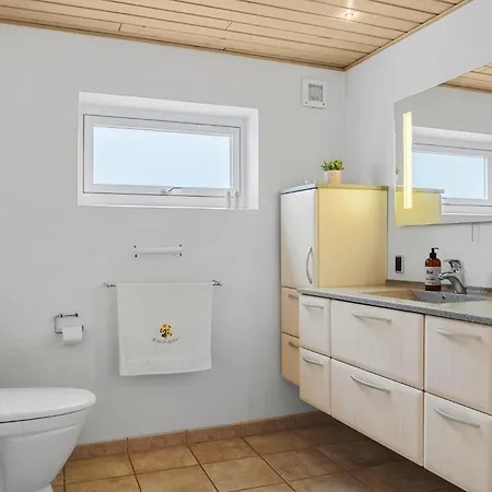 Stunning In With Wifi Сasa de vacaciones *